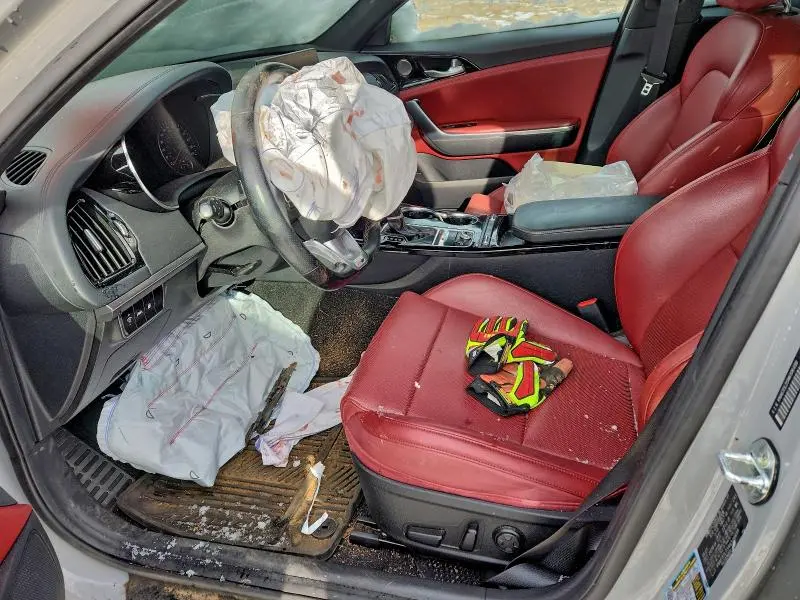 2022 KIA STINGER GT LINE  