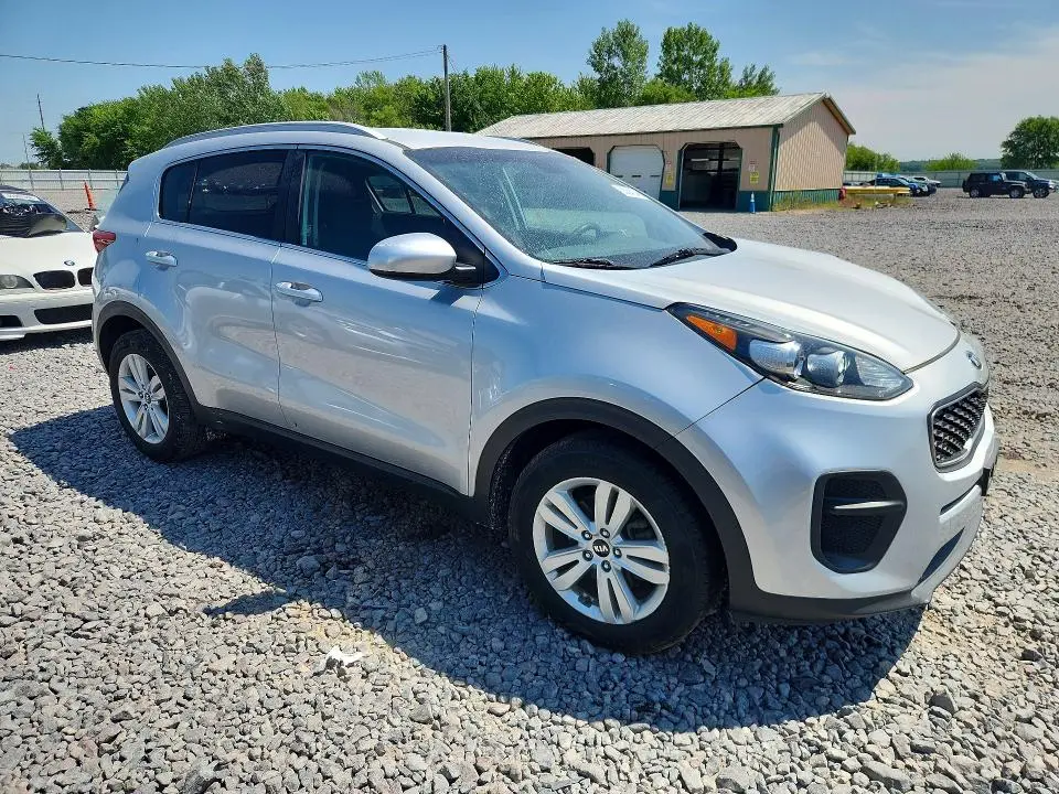 2017 KIA SPORTAGE LX  