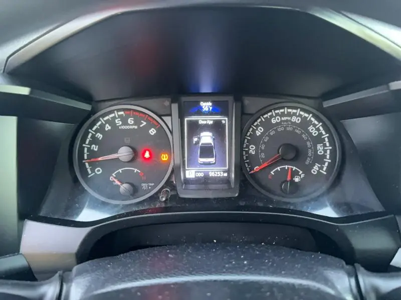 2021 TOYT TACOMA ACC WHITE