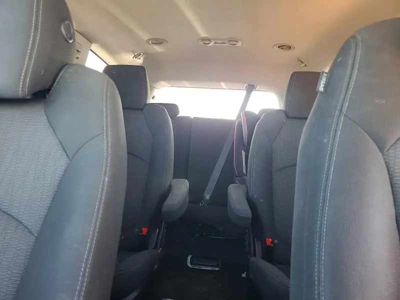 2013 CHEVROLET TRAVERSE LT  
