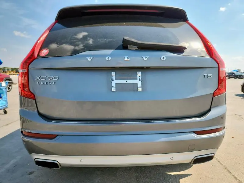 2020 VOLVO XC90 T5 MOMENTUM  