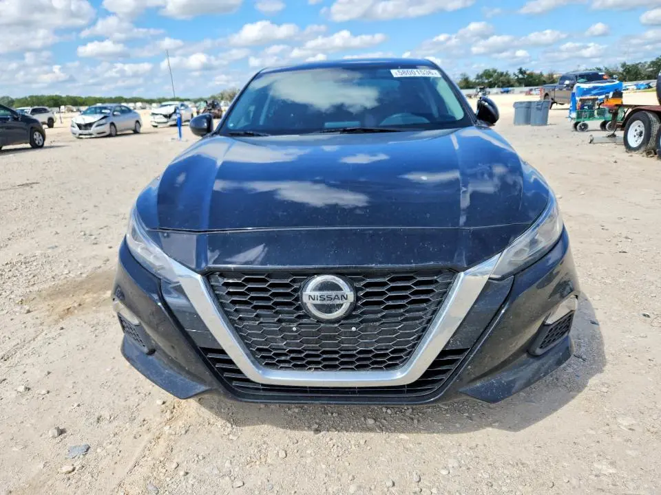 2021 NISSAN ALTIMA S   