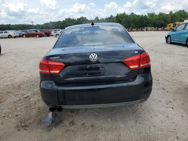 2013 VOLKSWAGEN PASSAT SE  