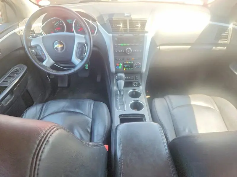 2011 CHEVROLET TRAVERSE LT  