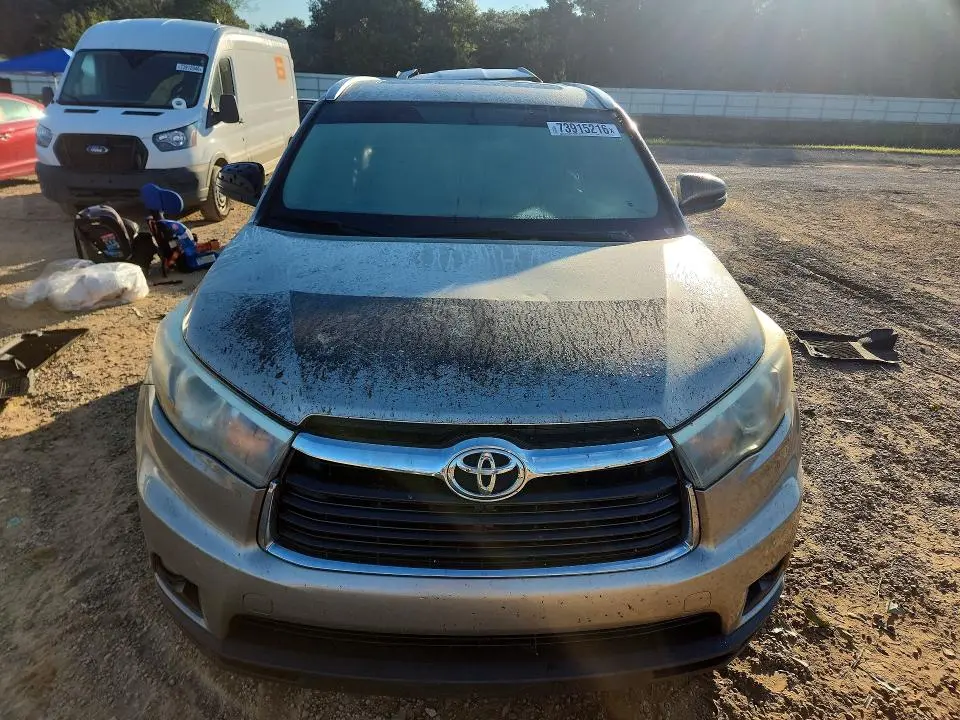 2015 TOYOTA HIGHLANDER XLE  
