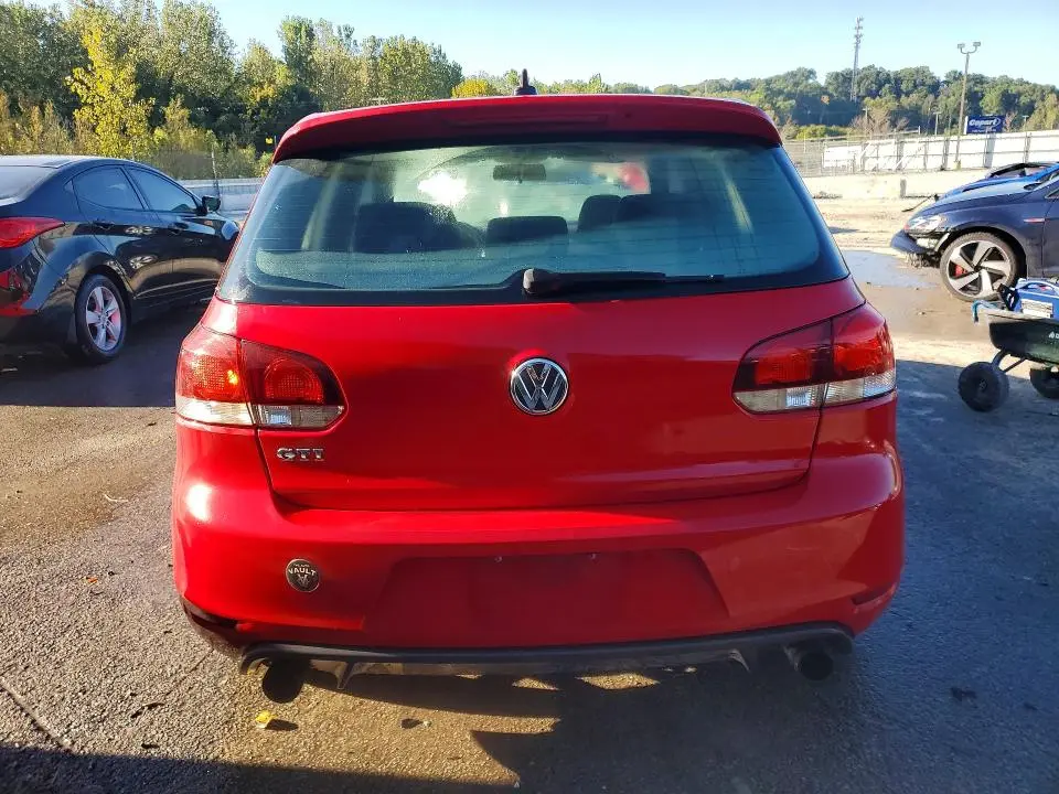 2013 VOLKSWAGEN GTI   