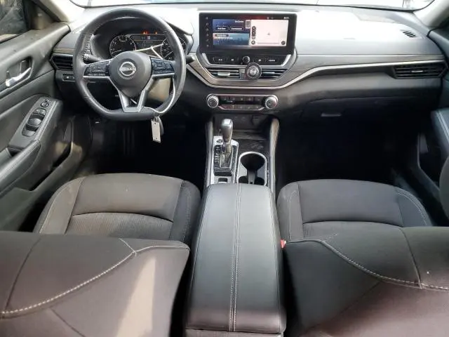 2024 NISSAN ALTIMA SV  