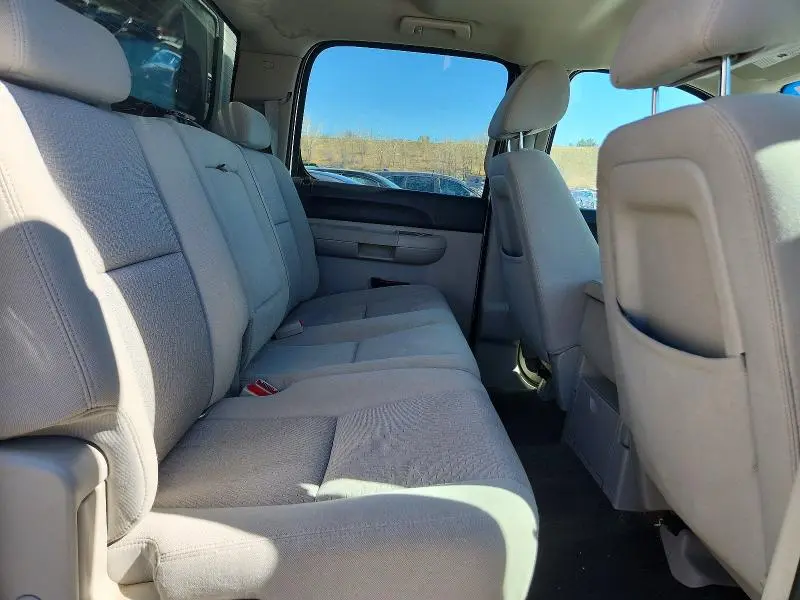 2011 CHEVROLET SILVERADO K1500 LT  