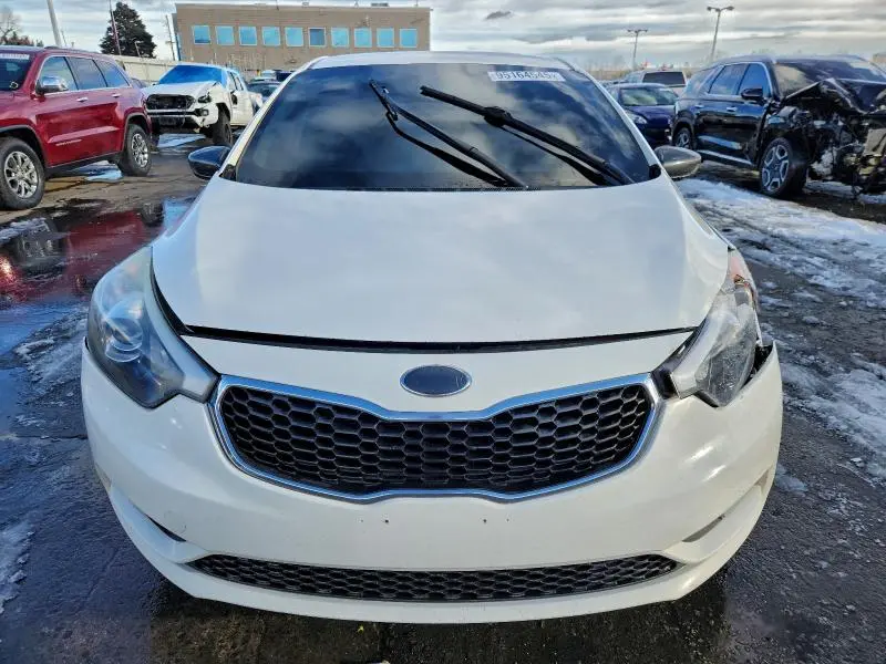 2016 KIA FORTE LX  