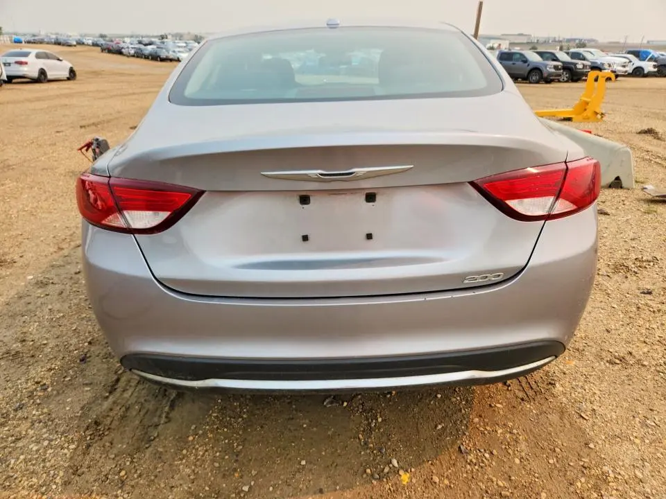 2015 CHRYSLER 200 LIMITED  