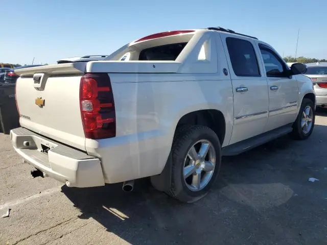2013 CHEVROLET AVALANCHE LTZ  