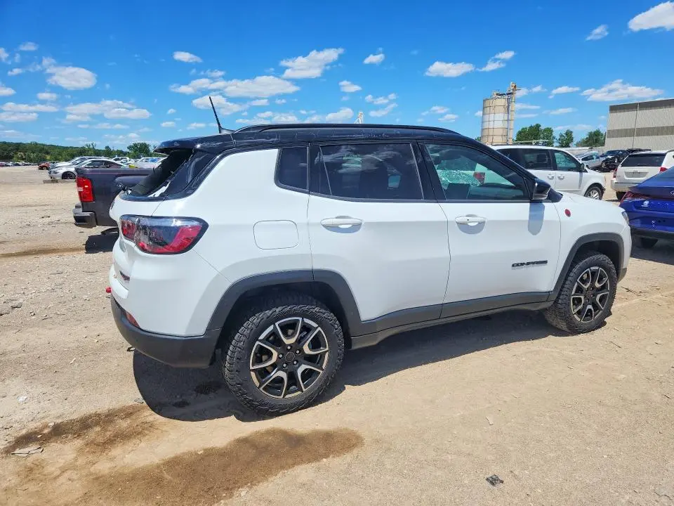 2025 JEEP COMPASS TRAILHAWK  