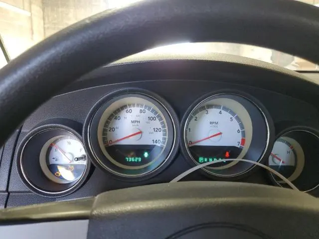 2010 DODGE CHARGER SXT  