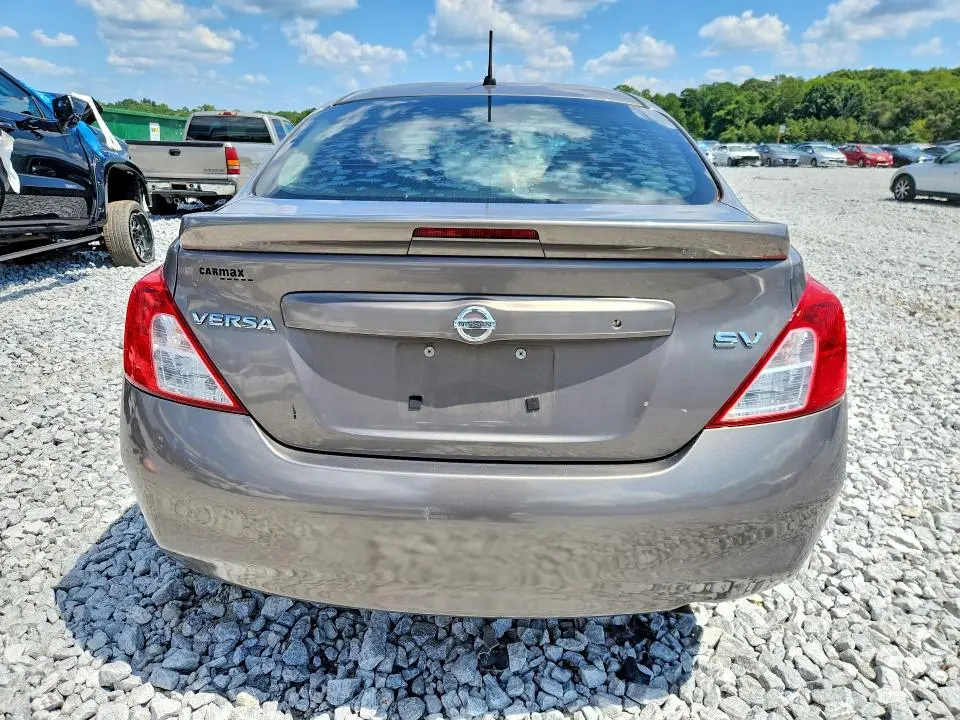 2014 NISSAN VERSA 1.6 SV  