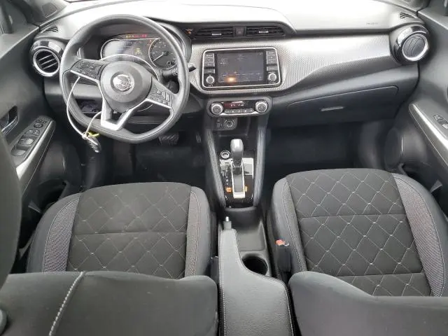 2020 NISSAN KICKS SV  