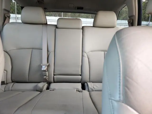 2010 SUBARU OUTBACK 3.6R LIMITED  