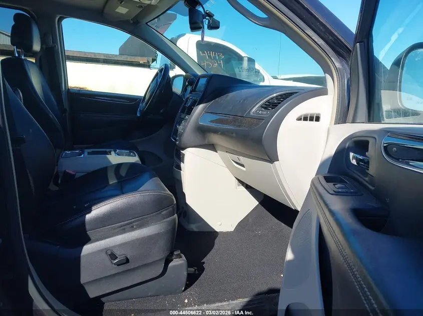 2014 CHRYSLER TOWN & COUNTRY TOURING-L