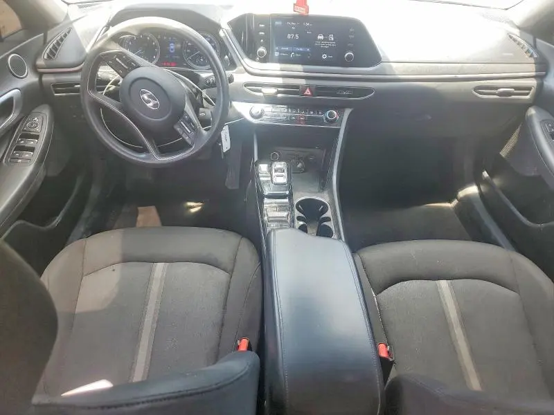 2021 HYUNDAI SONATA SE  