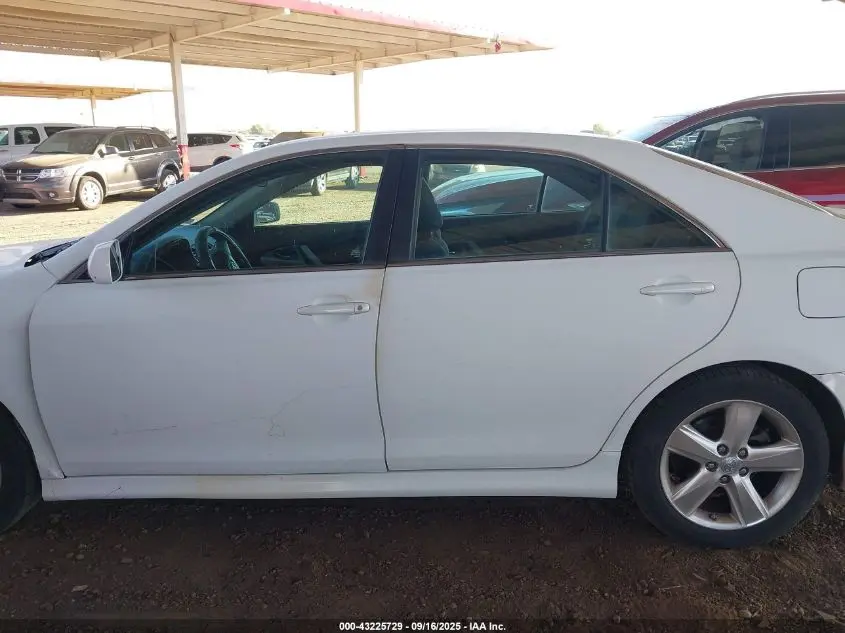 2010 TOYOTA CAMRY SE
