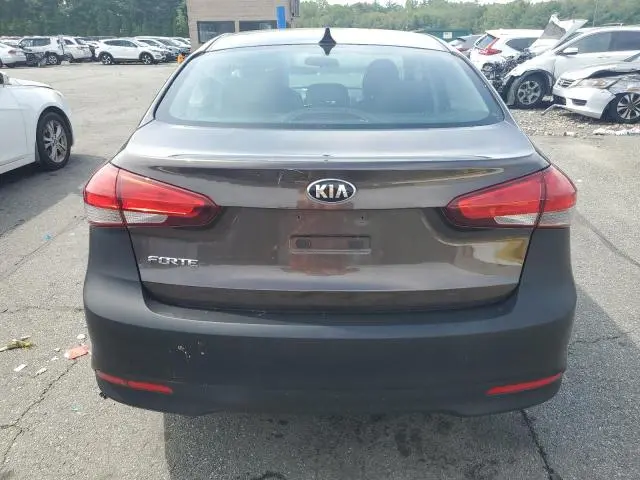 2017 KIA FORTE LX  