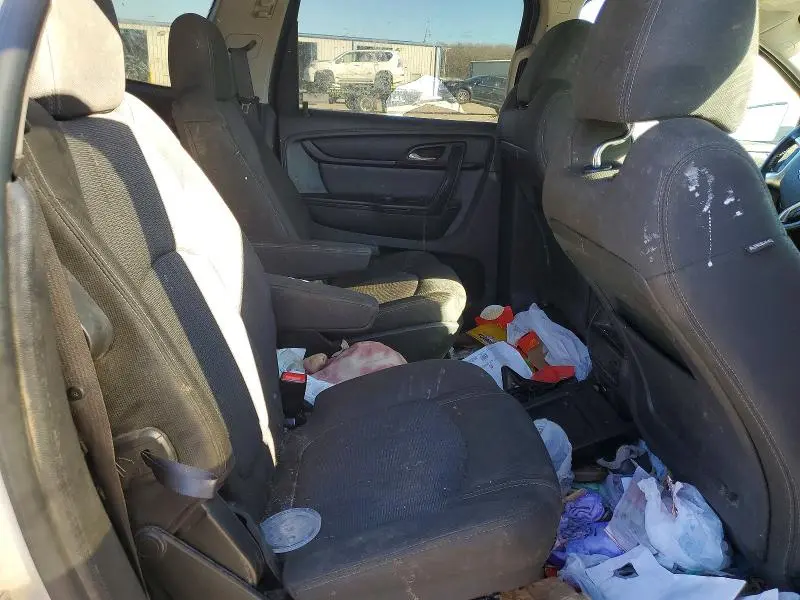 2014 CHEVROLET TRAVERSE LT  