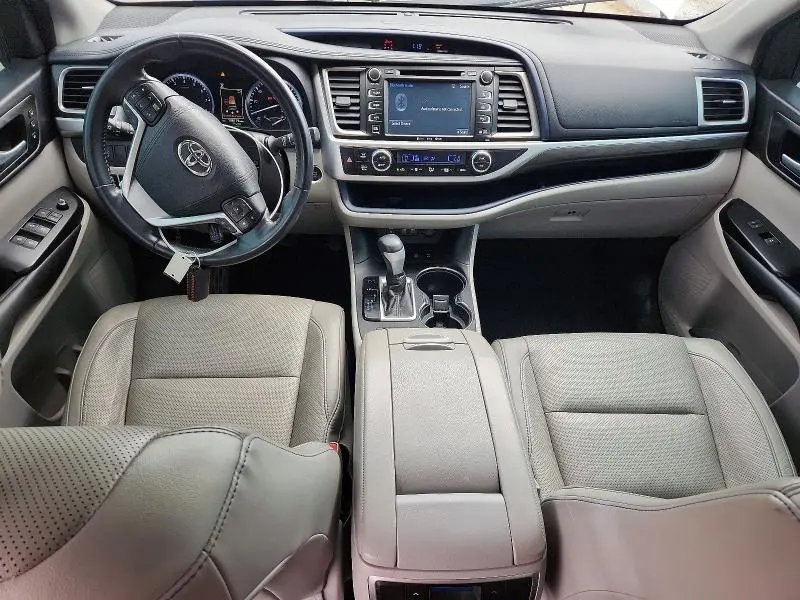 2018 TOYOTA HIGHLANDER LIMITED  