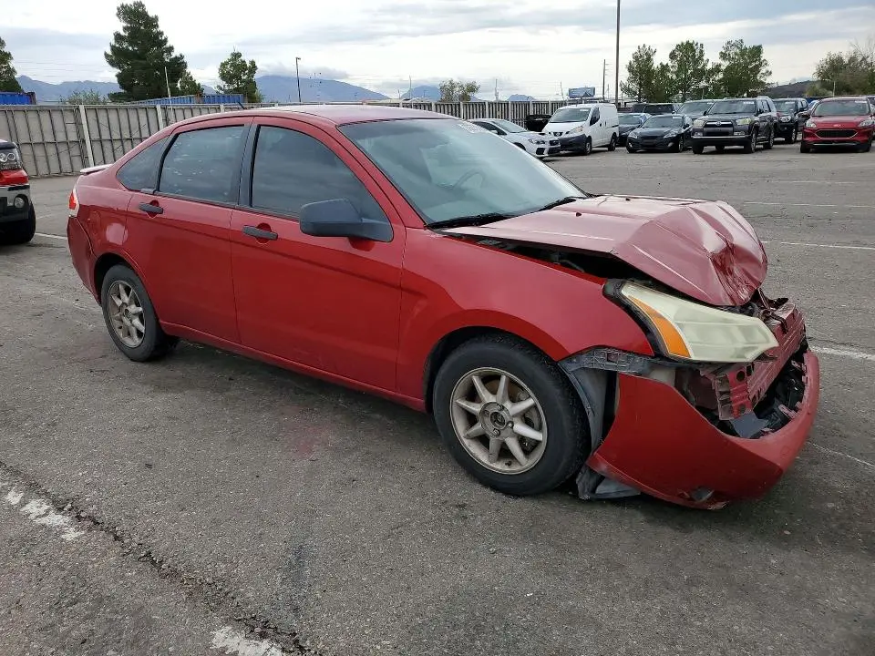 2010 FORD FOCUS SE  