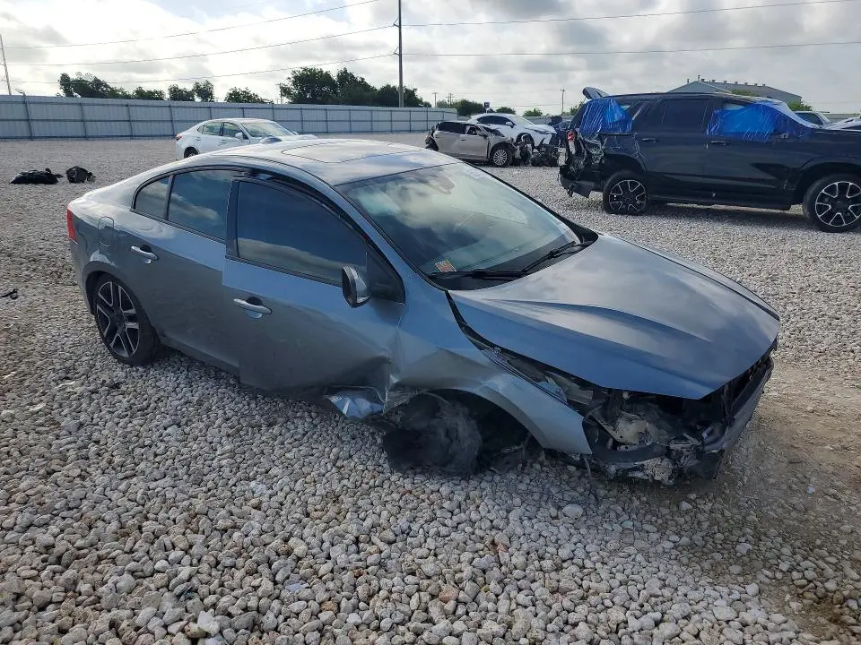 2018 VOLVO S60 DYNAMIC  