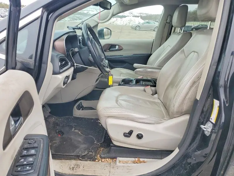 2019 CHRYSLER PACIFICA TOURING L  