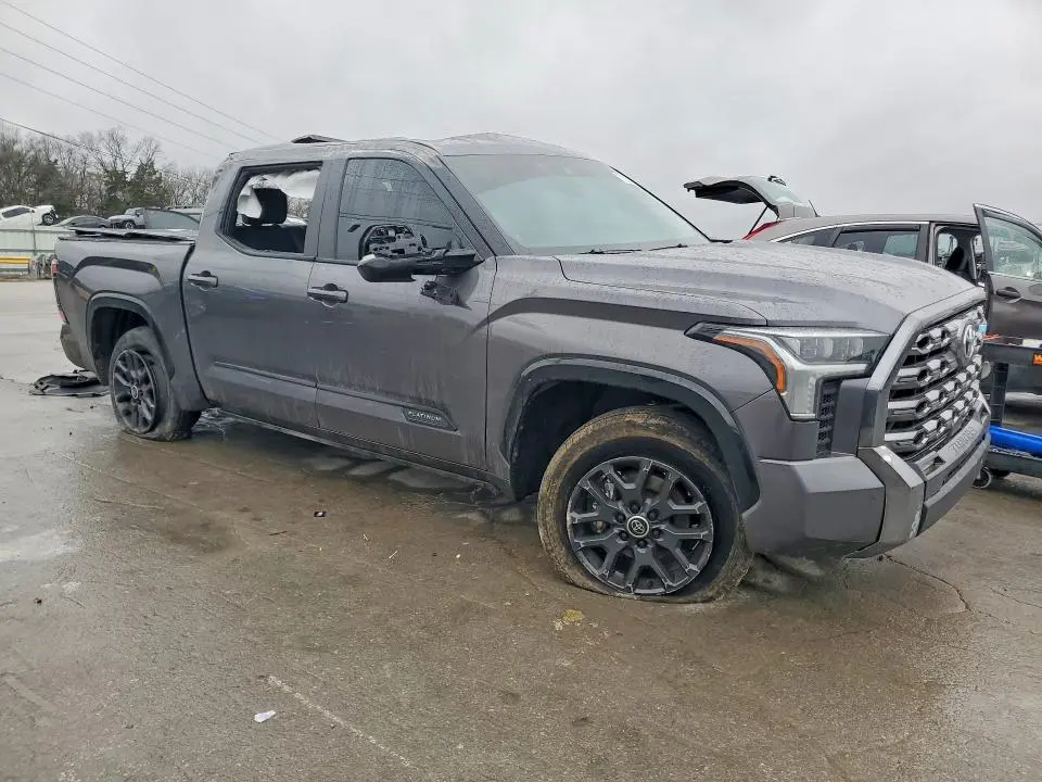 2024 TOYOTA TUNDRA CREWMAX PLATINUM  