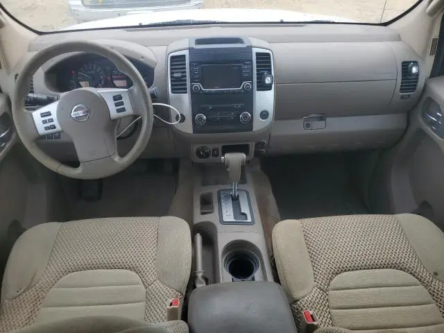 2017 NISSAN FRONTIER SV  