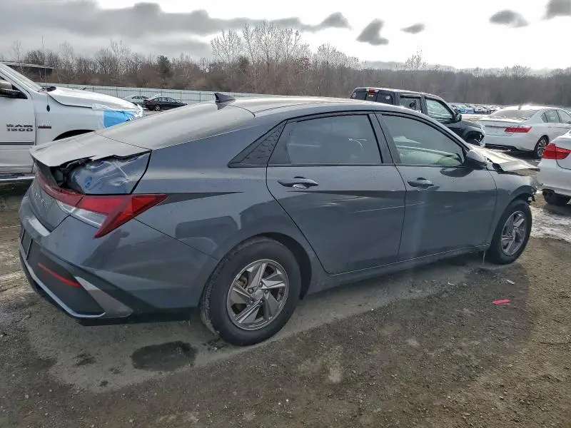 2024 HYUNDAI ELANTRA SE  