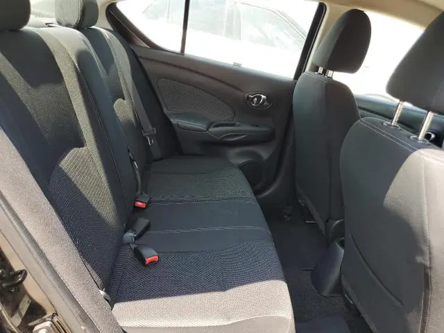 2016 NISSAN VERSA S  