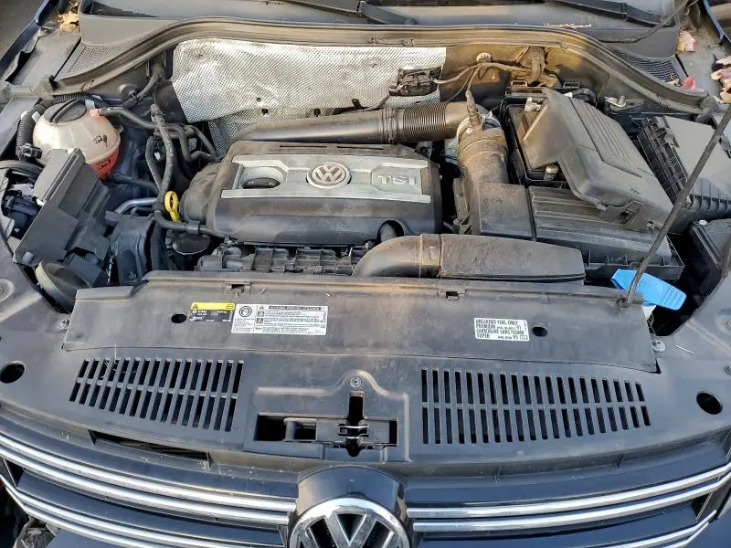 2016 VOLKSWAGEN TIGUAN S  