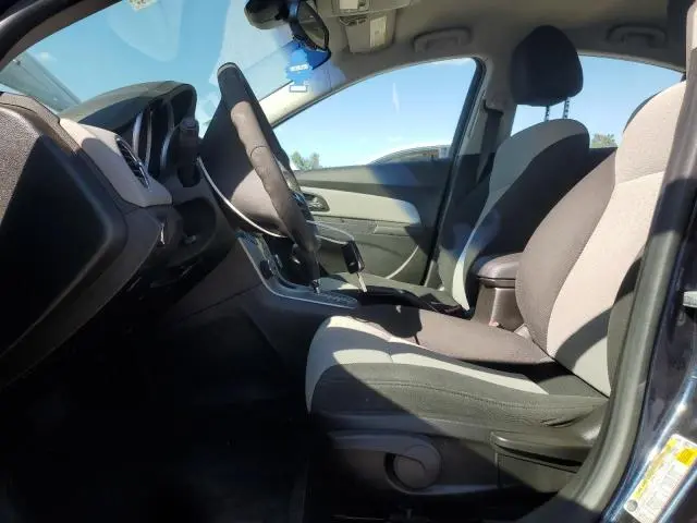 2011 CHEVROLET CRUZE LS  