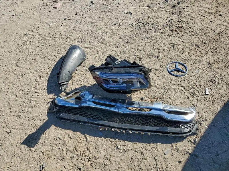 2023 MERCEDES-BENZ GLB 250 4MATIC  