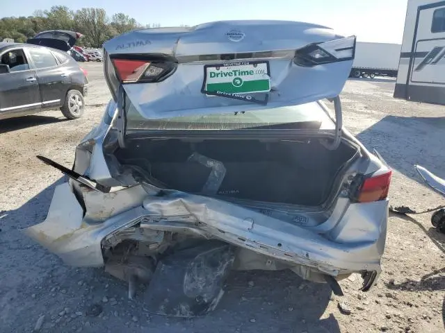 2022 NISSAN ALTIMA SV  