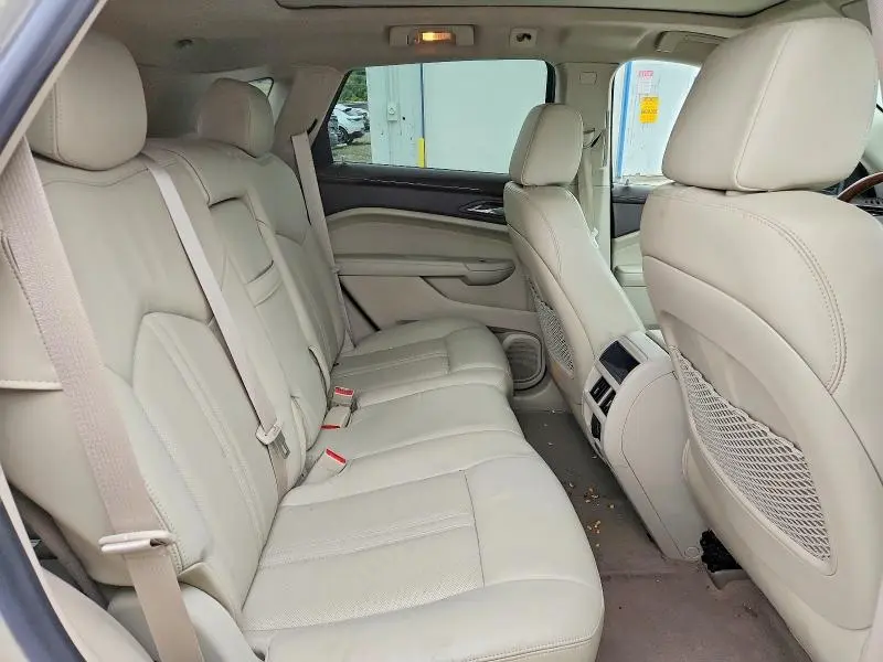 2010 CADILLAC SRX LUXURY COLLECTION  