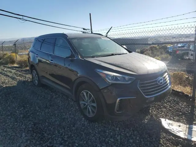 2018 HYUNDAI SANTA FE SE  