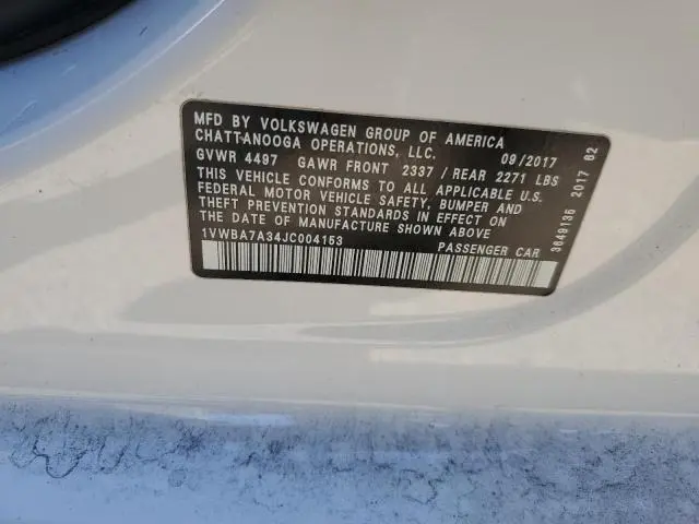 2018 VOLKSWAGEN PASSAT SE  