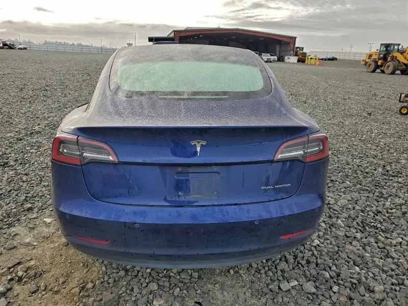 2018 TESLA MODEL 3   