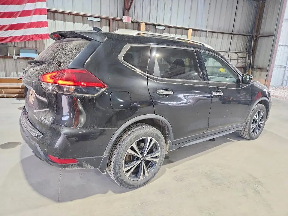 2019 NISSAN ROGUE SV  