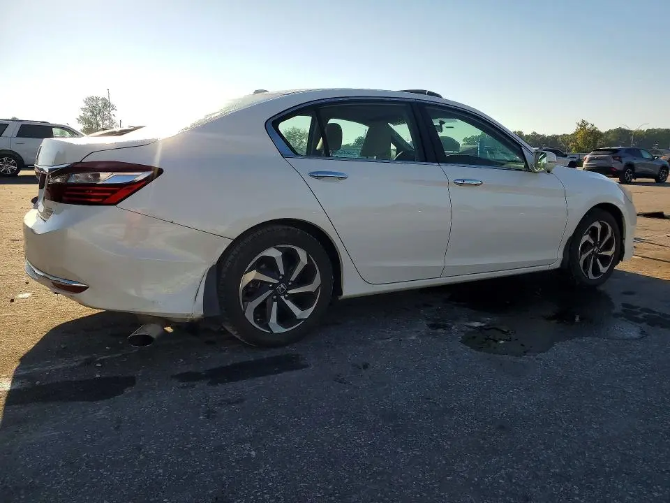 2017 HONDA ACCORD EX  