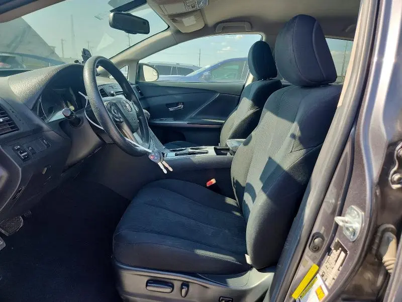 2013 TOYOTA VENZA LE  