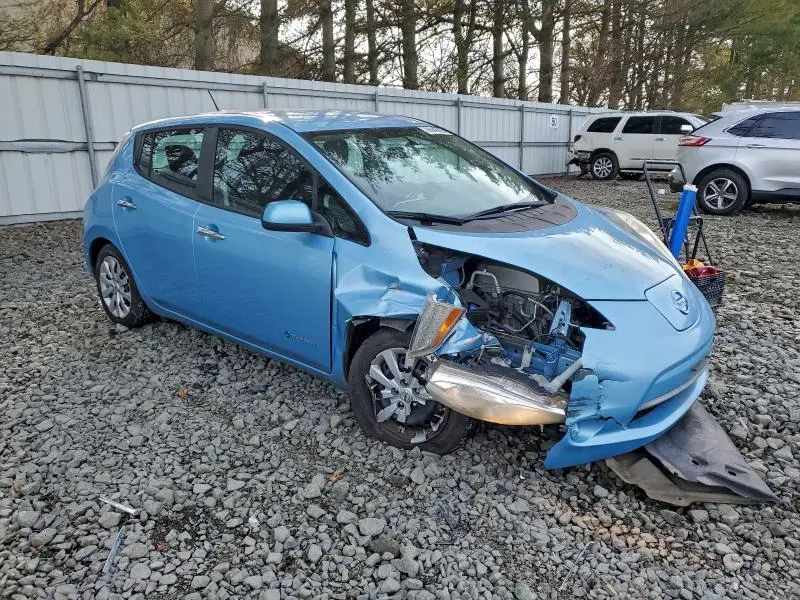 2015 NISSAN LEAF S  
