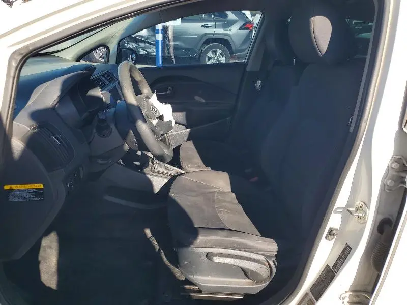 2013 KIA RIO LX  