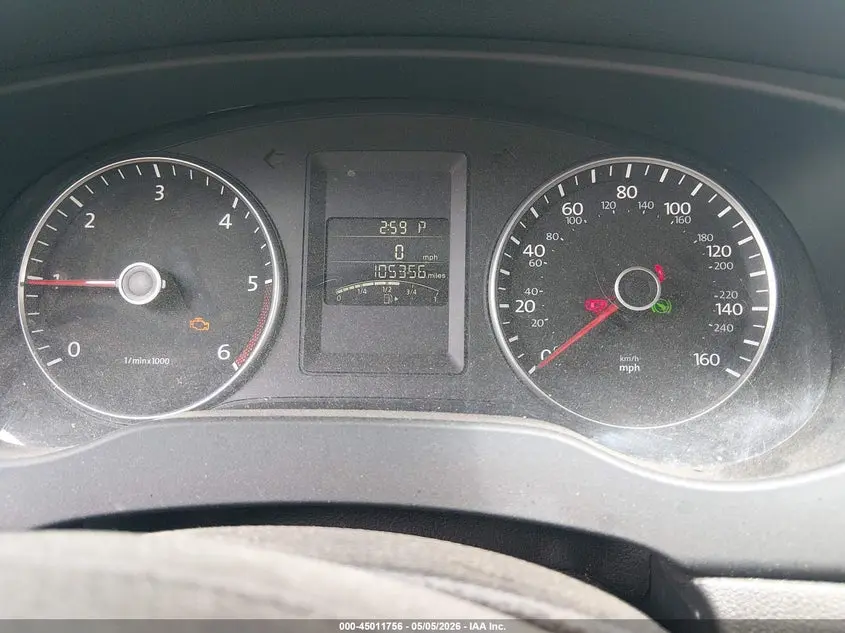2013 VOLKSWAGEN JETTA 2.0L TDI