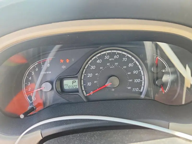 2013 TOYOTA SIENNA LE  