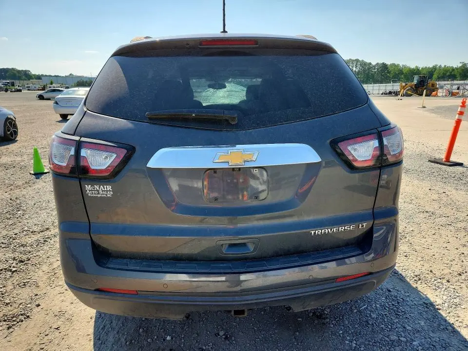 2014 CHEVROLET TRAVERSE LT  
