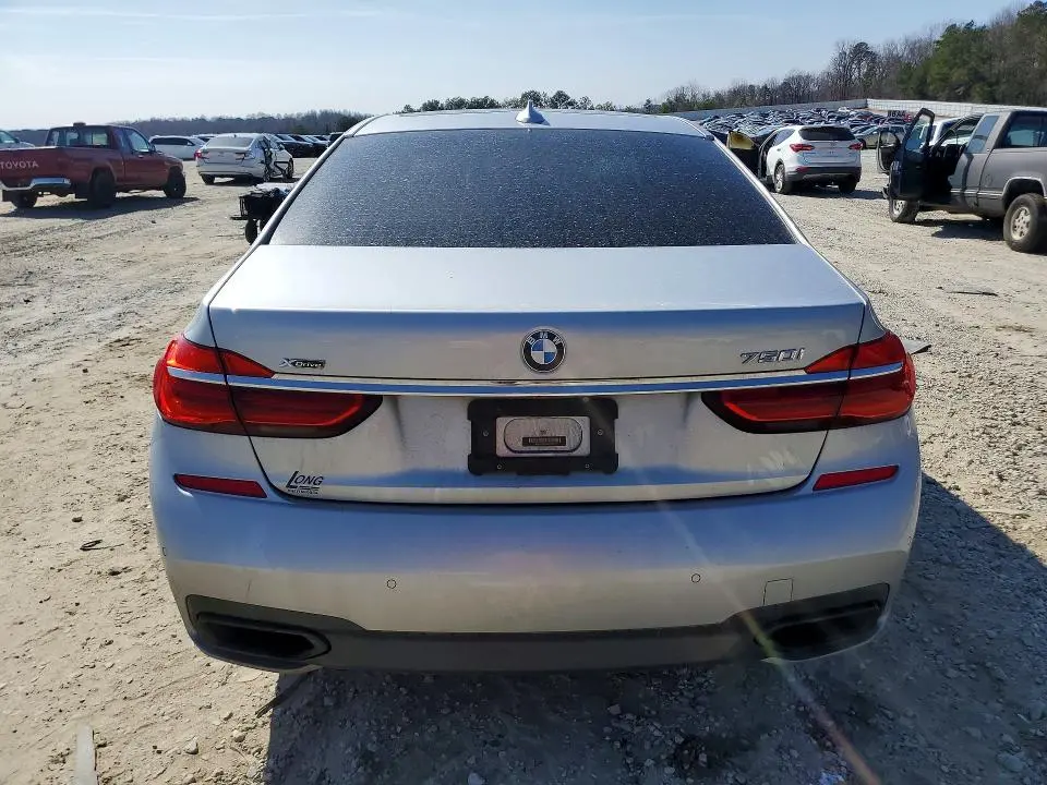 2016 BMW 750 XI  